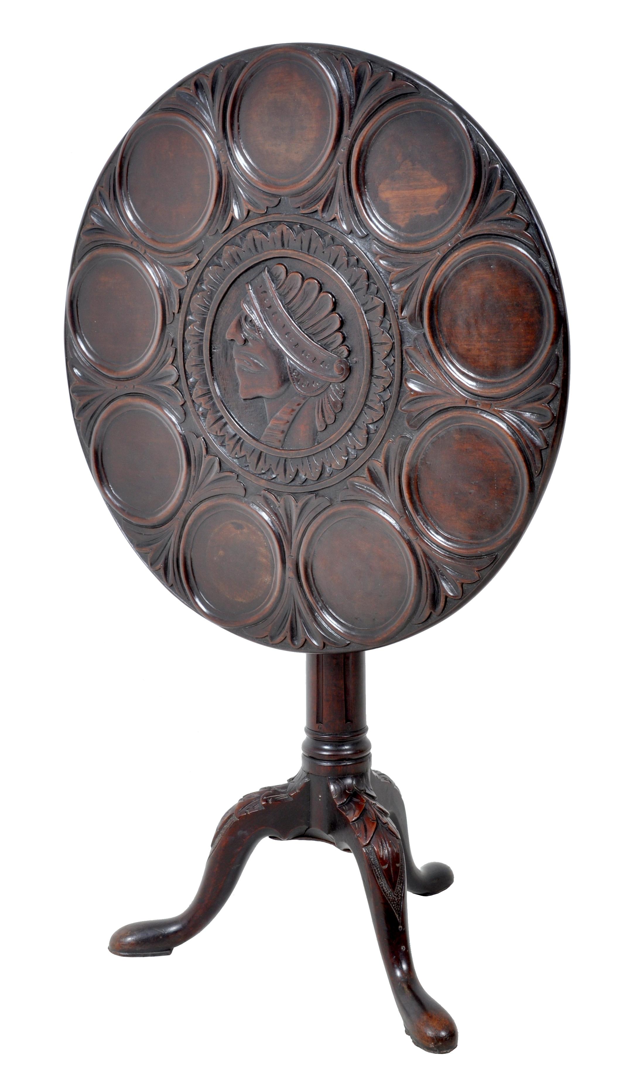 Carved Antique American Federal Mahogany Tilt-Top Supper Table, circa 1790 For Sale