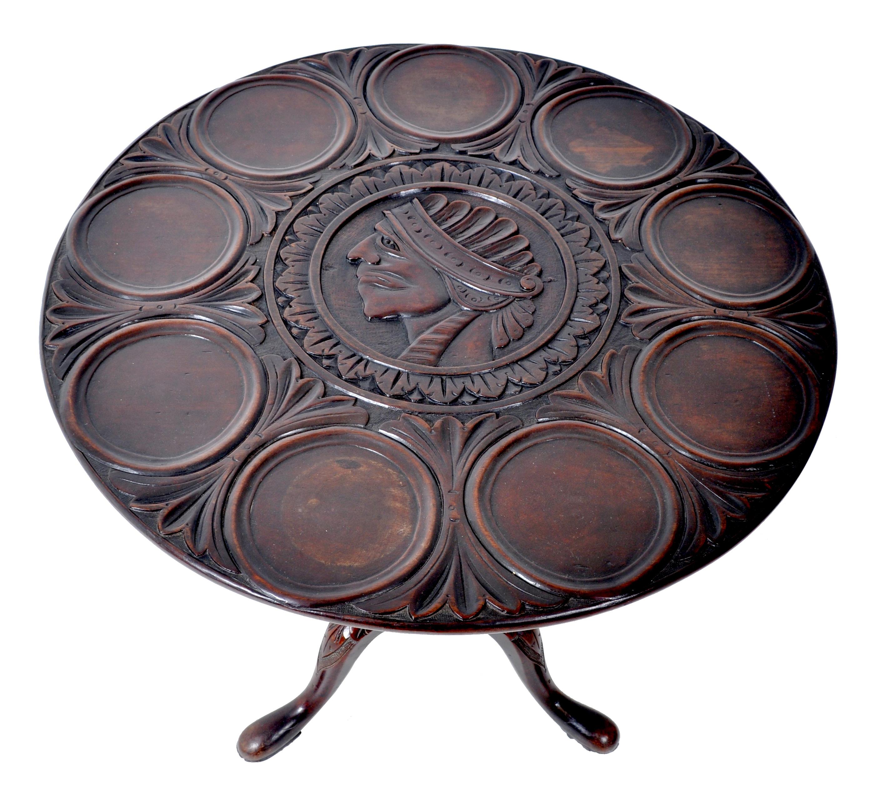 Antique American Federal Mahogany Tilt-Top Supper Table, circa 1790 3