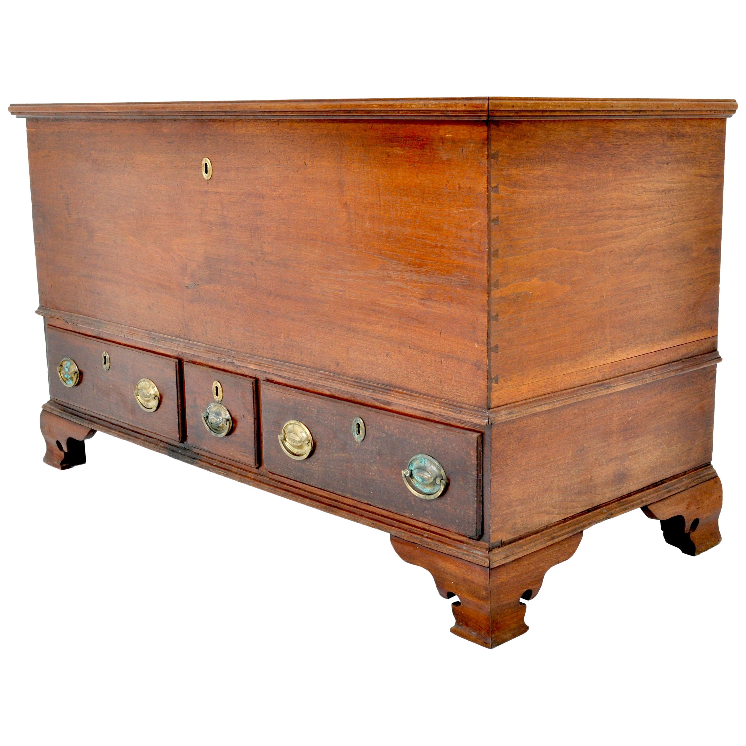Antique American Federal Period Chippendale Cherry Mule Chest, Pennsylvania 1780