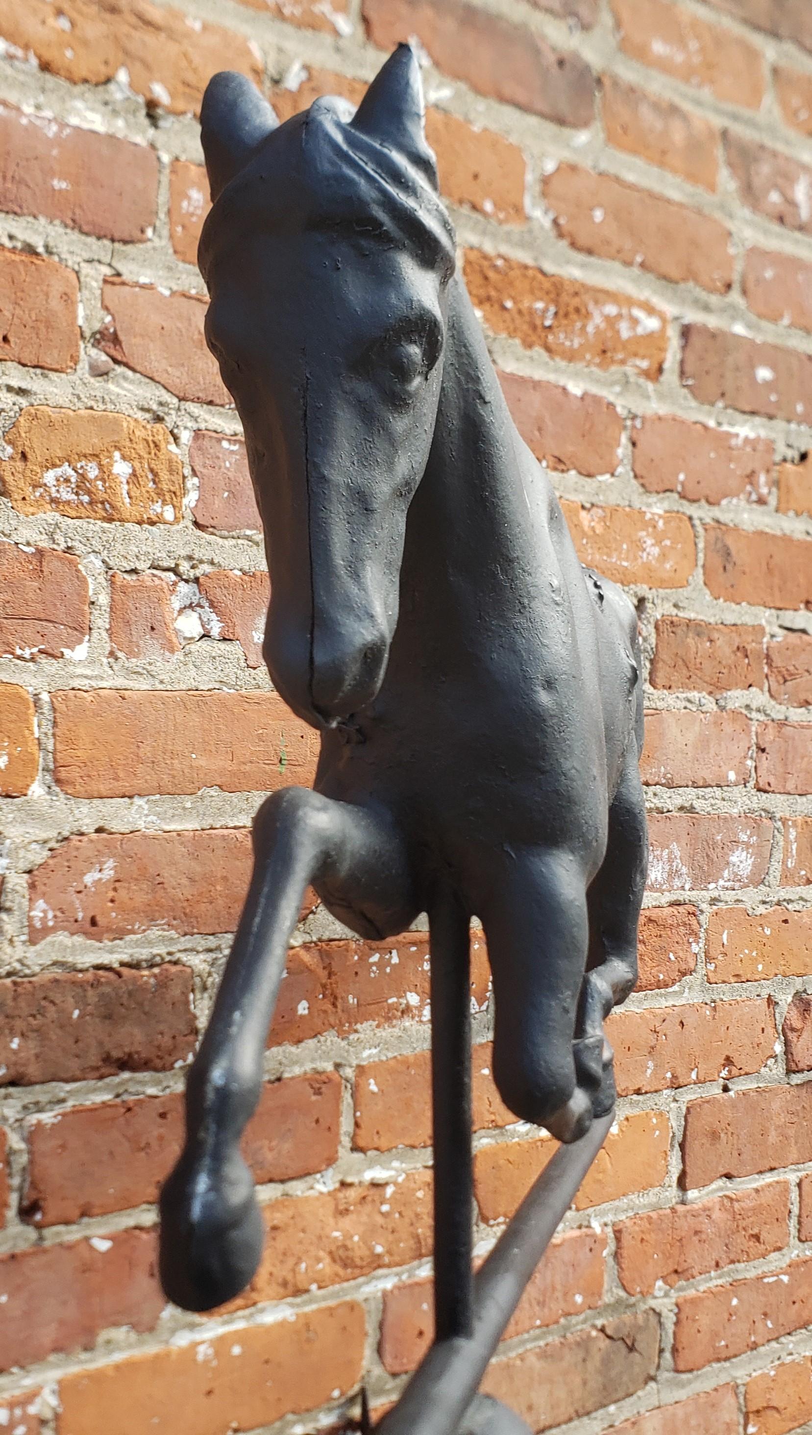 Antike amerikanische Figural bemalt Kupfer Pferd Weatherwane mit Cast Directional im Angebot 7