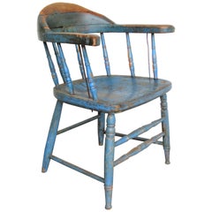 Chaise Windsor ancienne de caserne de pompiers américaine en peinture vieux bleu
