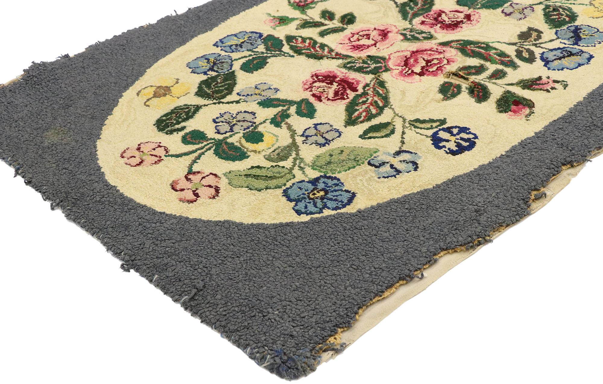 74352, antique American floral hooked rug with English Chintz style. Drawing inspiration from Mario Buatta, Chintz style and design elements from the 18th century in France, this antique American floral hooked rug with French Aubusson style will