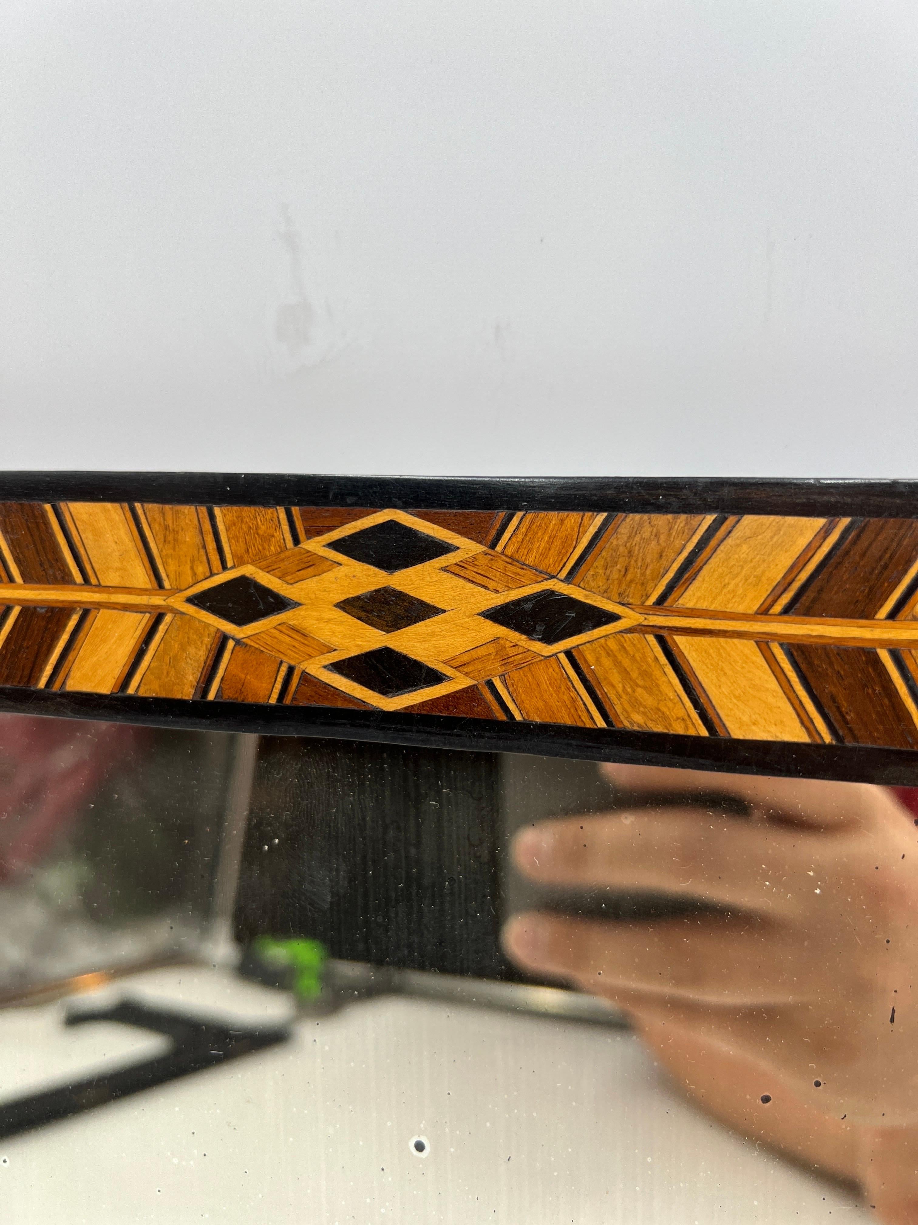 Antique American Folk Art Mirror with Exotic Wood Inlay In Good Condition For Sale In Atlanta, GA
