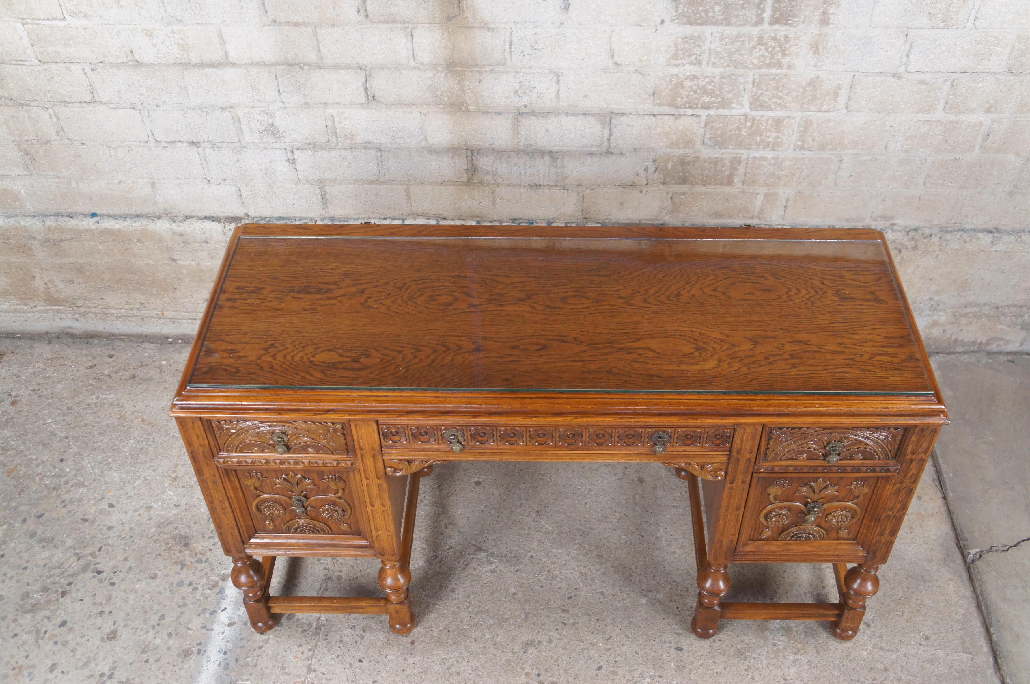 Antique American Furniture Gothic Carved Oak Vanity Desk Dressing Table & Mirror 3
