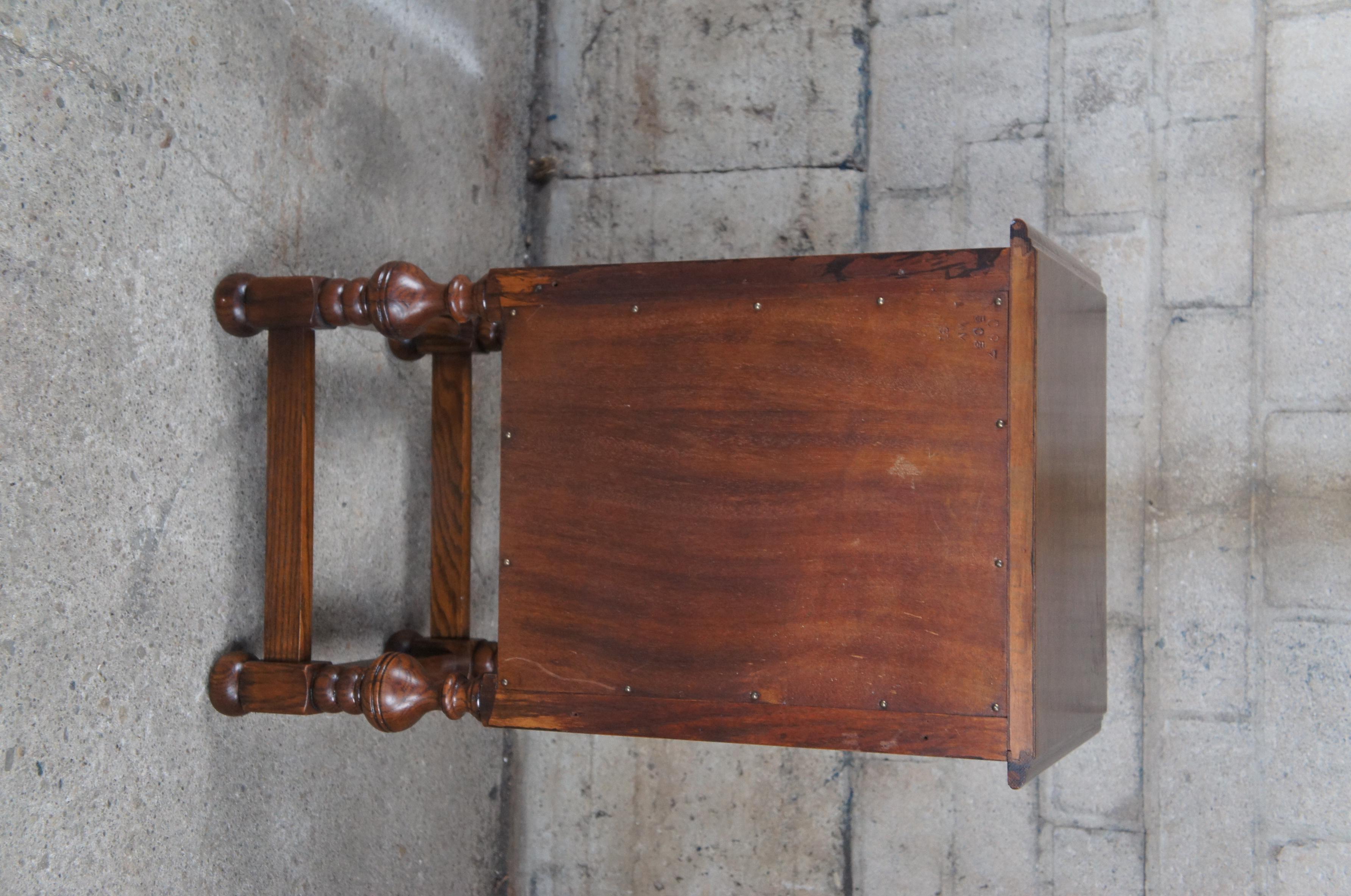 Antique American Furniture Gothic Oak Nightstand Bedside Table Pedestal Cabinet 6