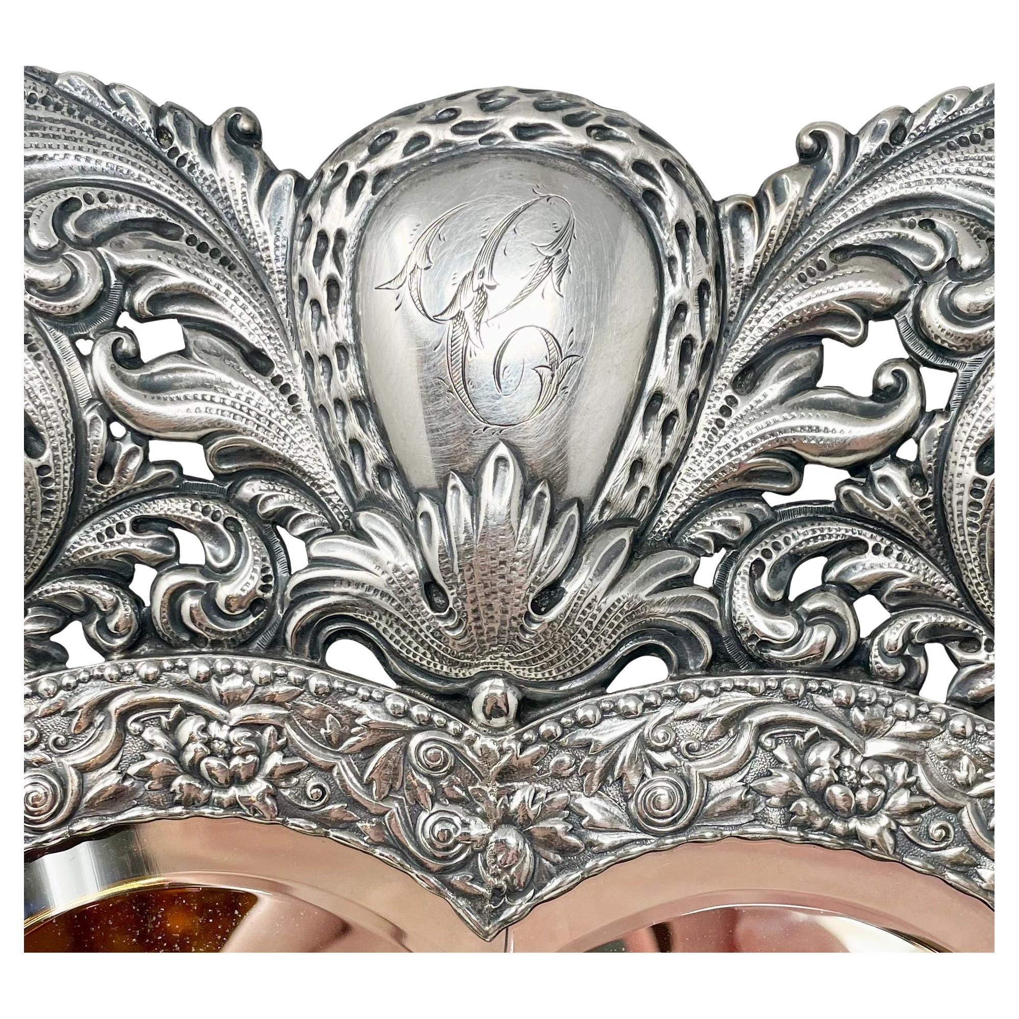 XIX secolo Antique Mirror American Gorham CO in argento sterling a forma di cuore e specchio smussato Circa 1890 in vendita