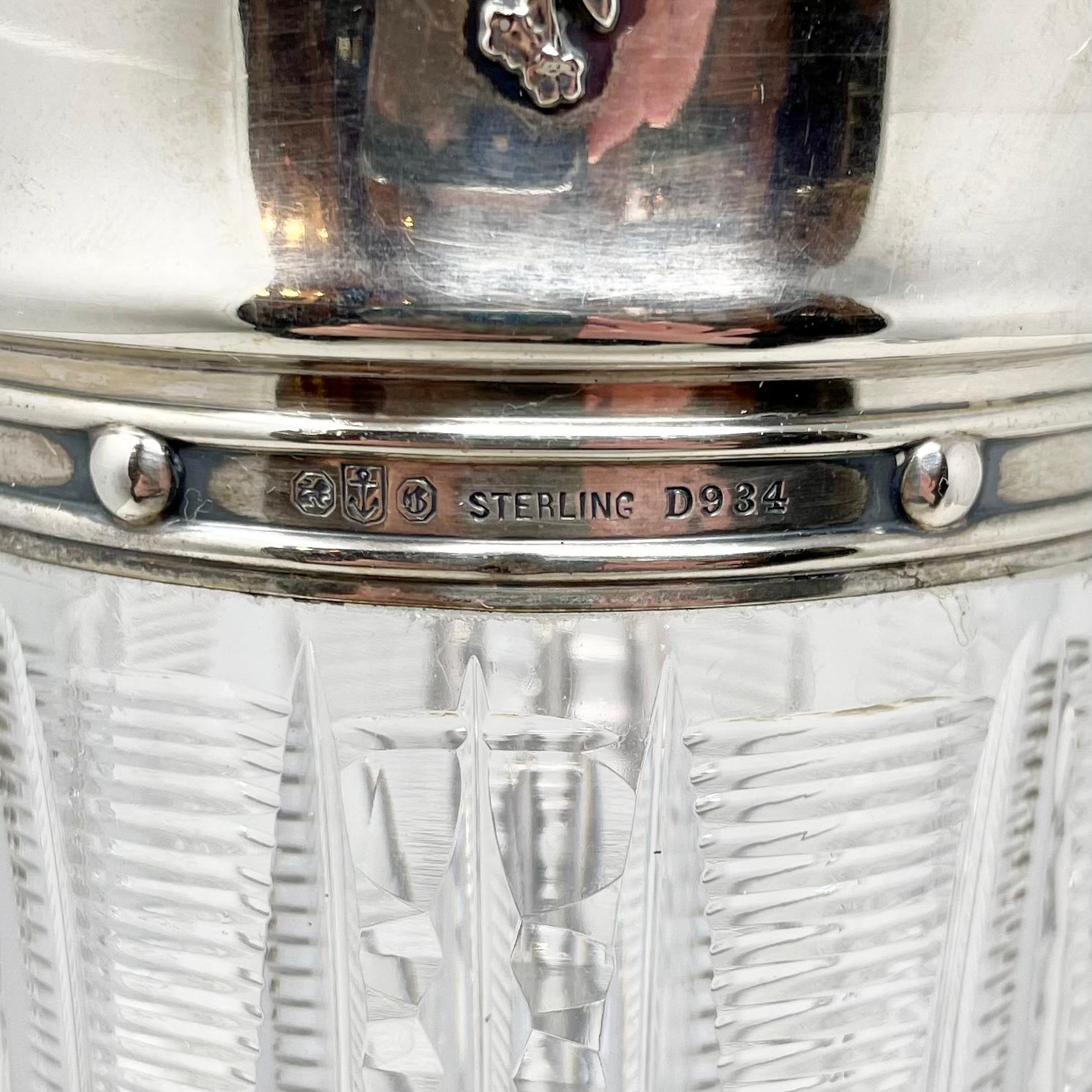 20ième siècle Ancien vase américain « Gorham Co » en cristal taillé monté sur argent sterling, vers 1920 en vente
