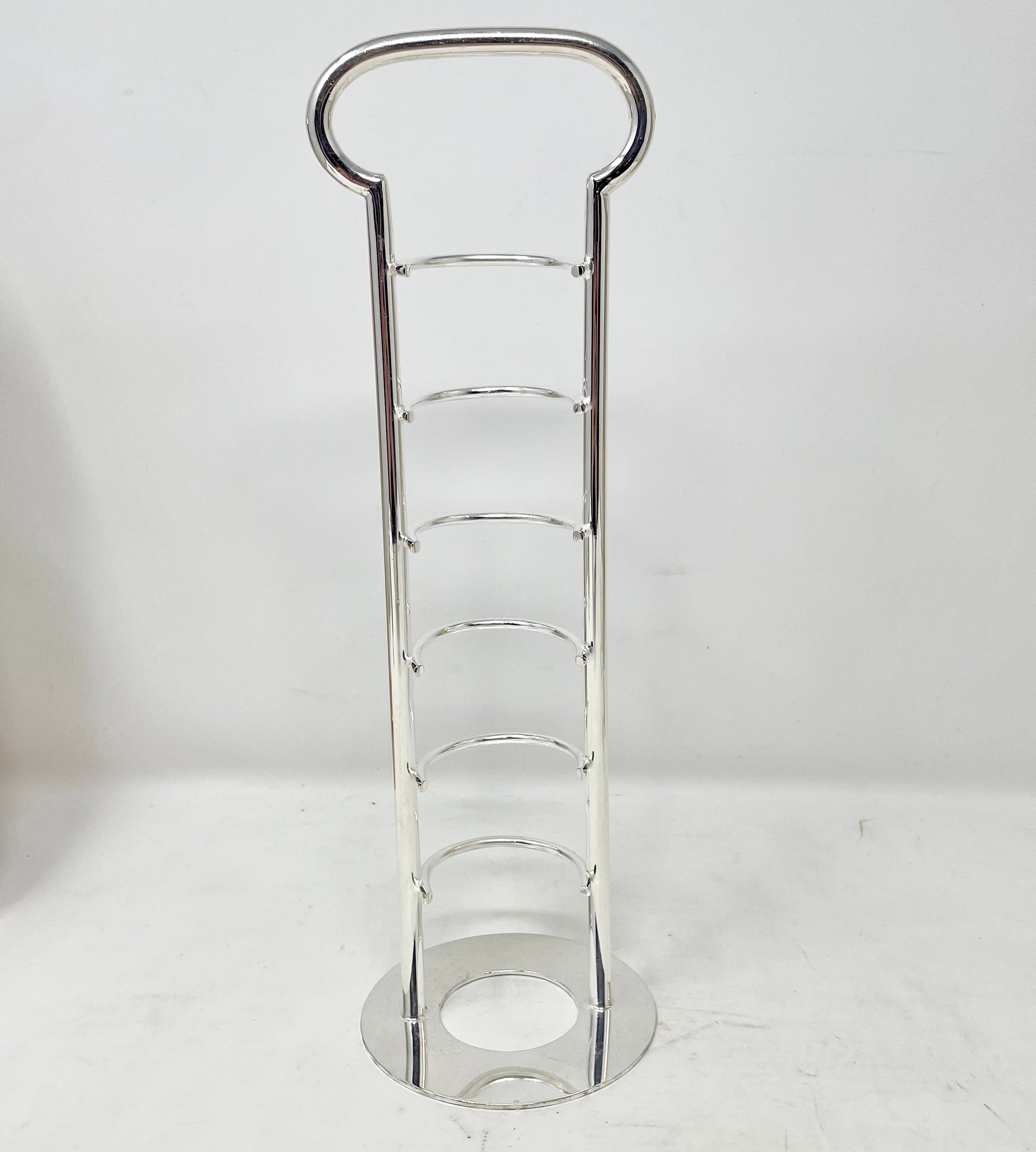 Antigua coctelera de proyectiles de artillería Gorham americana plateada, circa 1918 Chapado en plata en venta