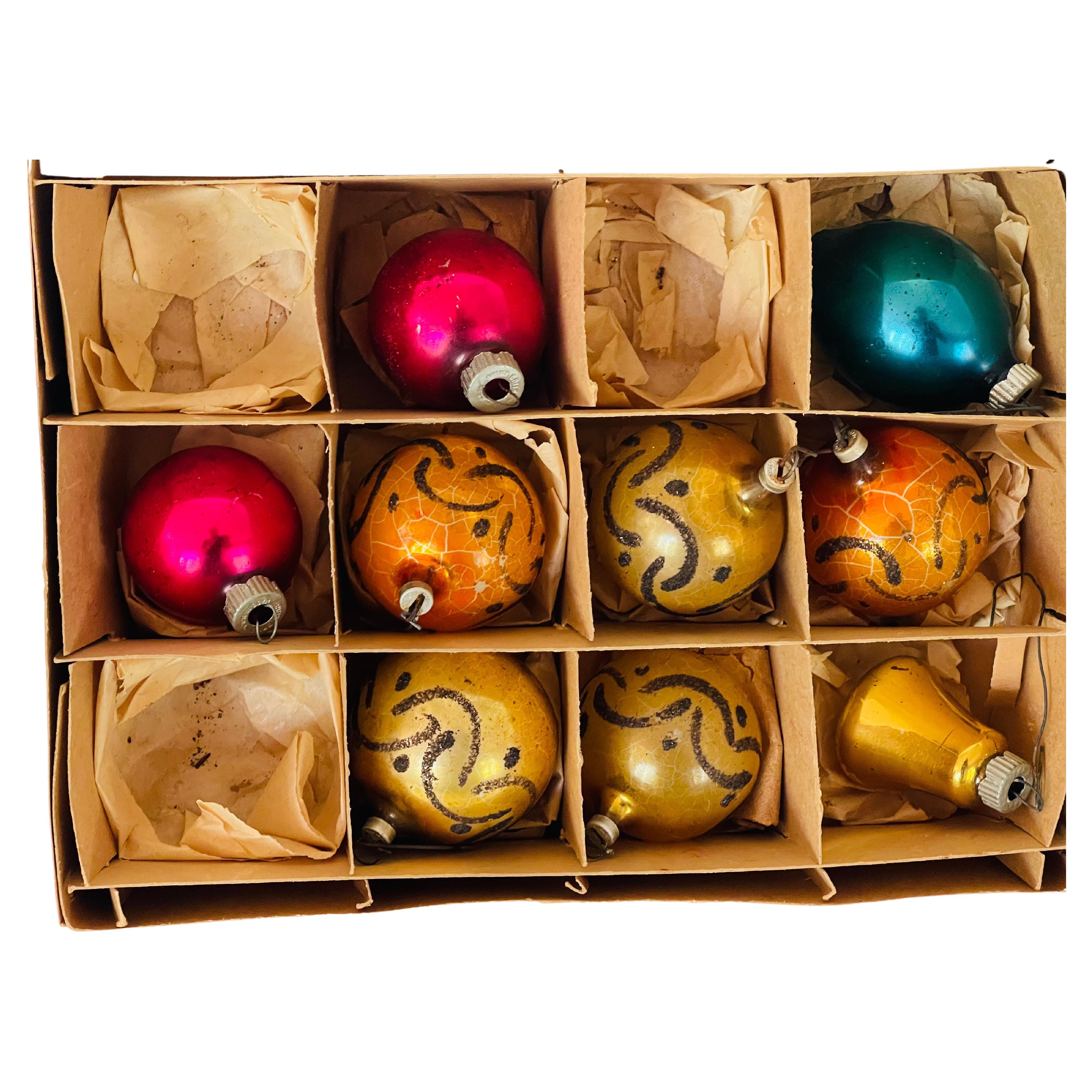 Antique American Holiday Ornaments in Box For Sale