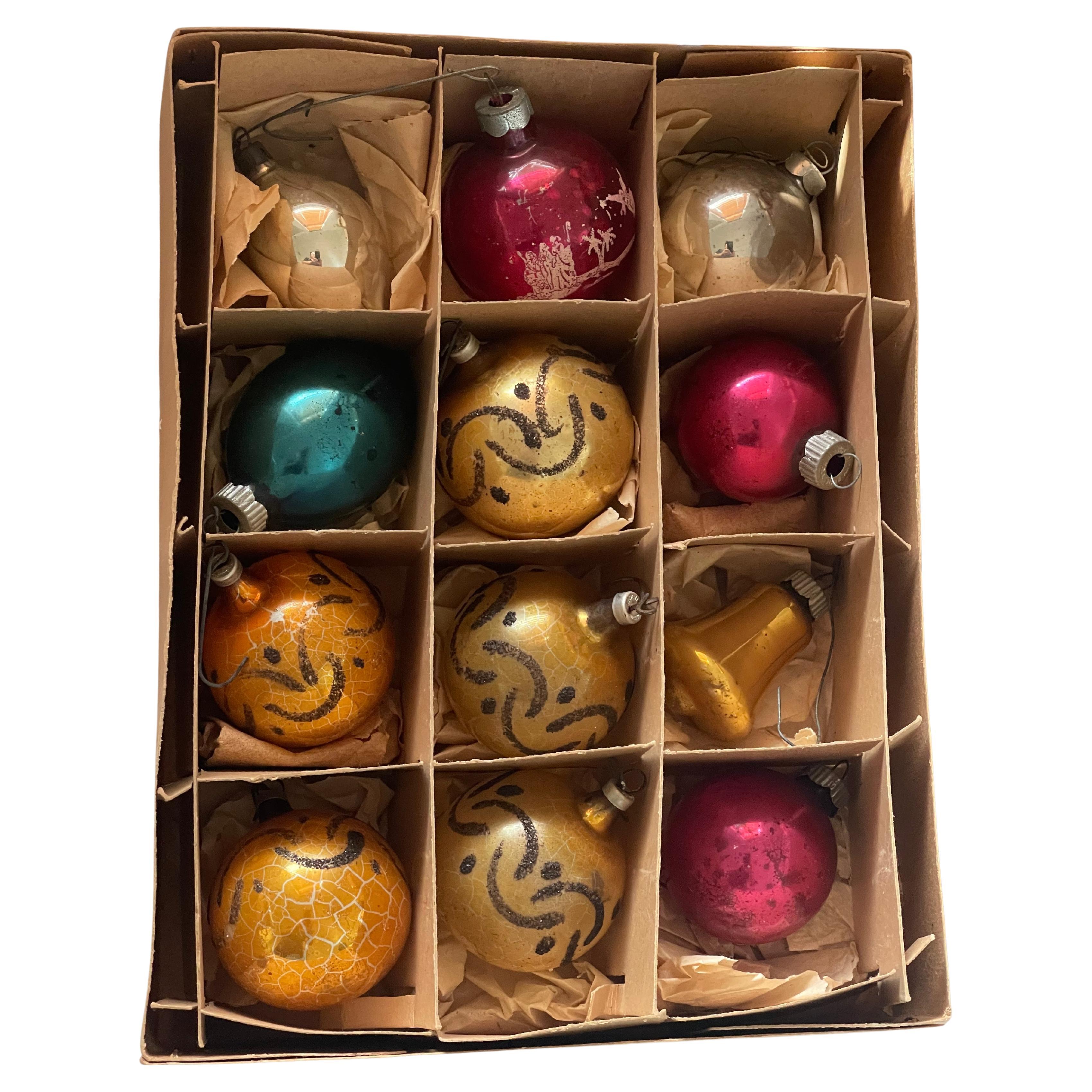 Antique American Holiday Ornaments in Box For Sale