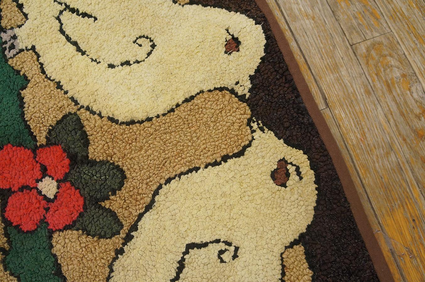 Early 20th Century Antique American Hooked Rug 1' 7''x2' 10'' For Sale