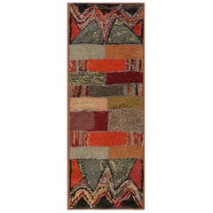 Alfombra con ganchos americana de mediados del siglo XX ( 1'8" x 4'9" - 51 x 145 )