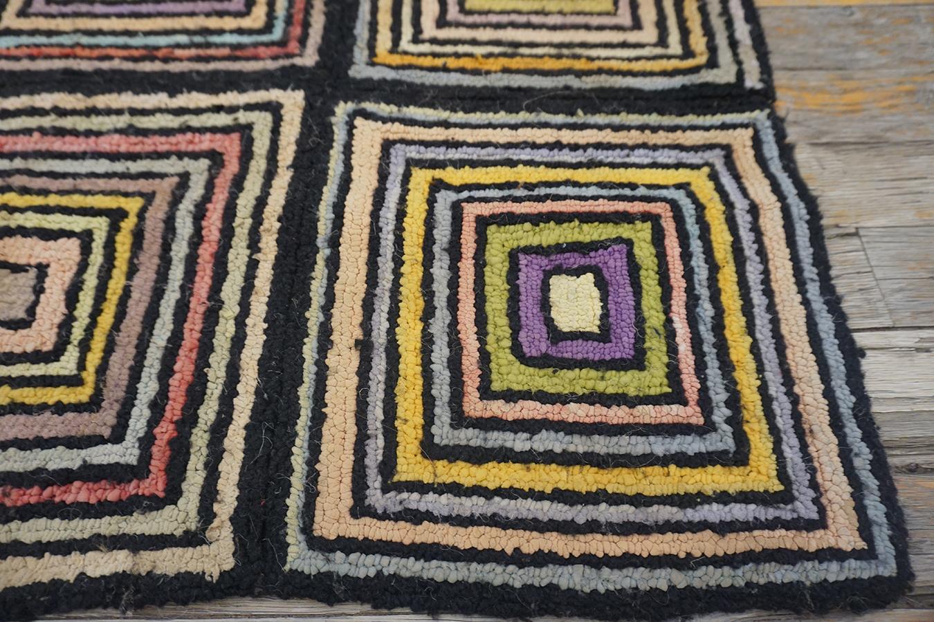 Fabric Mid 20th Century American Hooked Rug ( 1'9