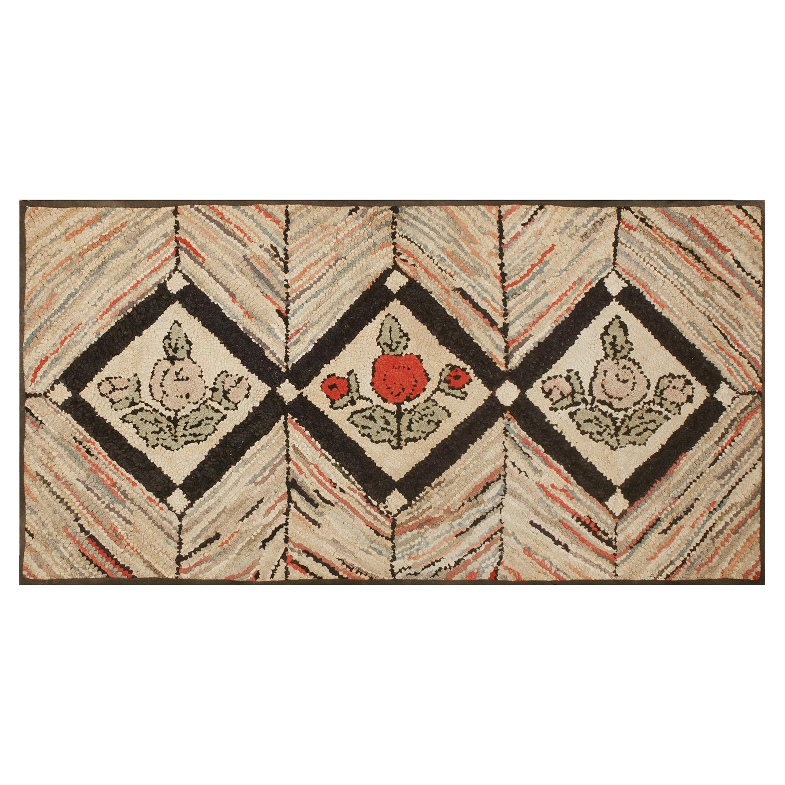 Tapis à capuche américain ancien de 2' 0'' x 3' 10'' en vente