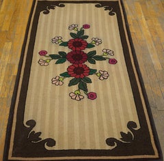 1940s Beige European Floral Antique American Hooked Rug 2'10"x5'10" Wool Carpet