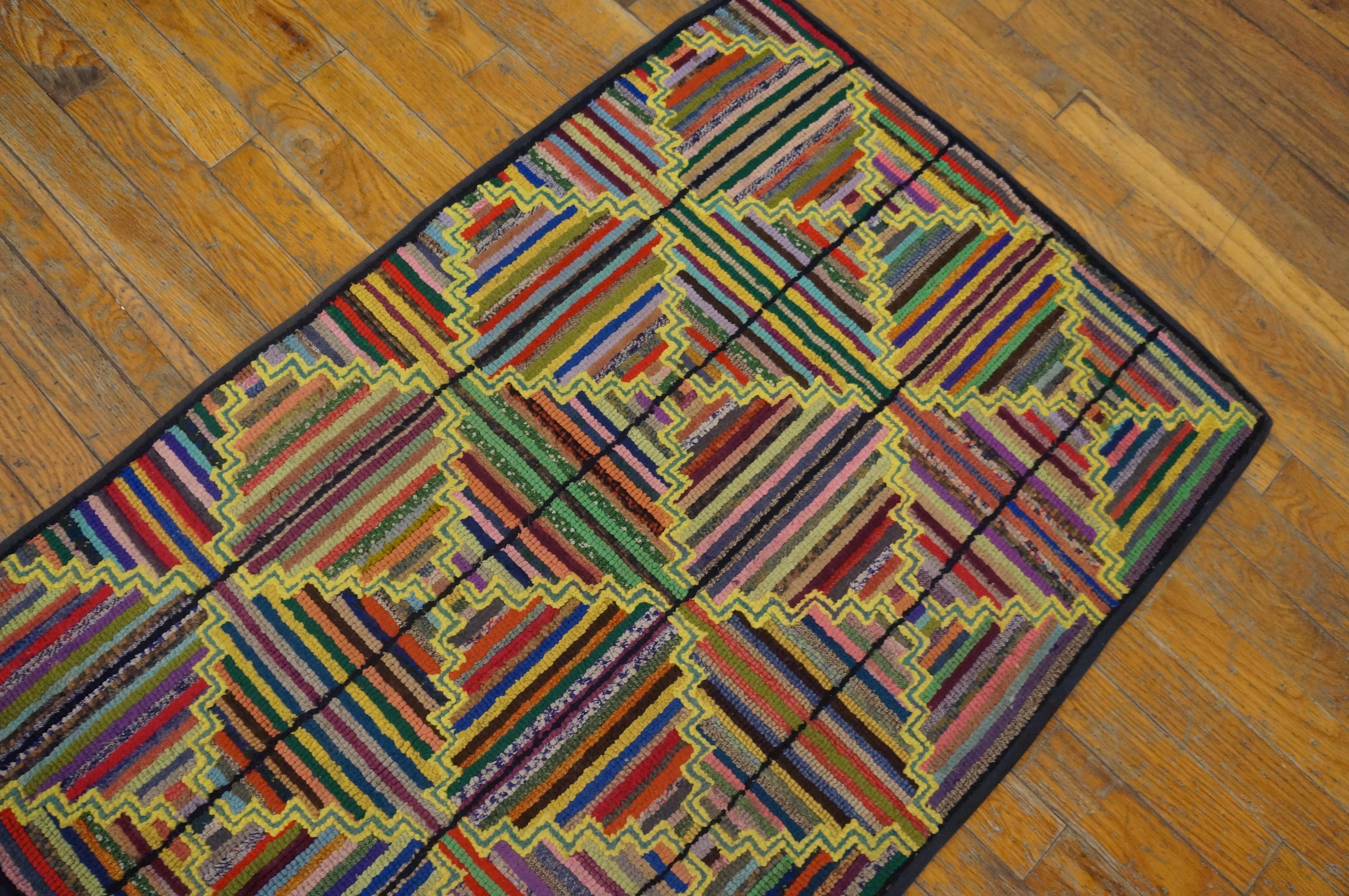 Metà XX secolo Tappeto americano con ganci degli anni '30 ( 2' 3'' x 3' 5'' - 68 x 104 cm) in vendita