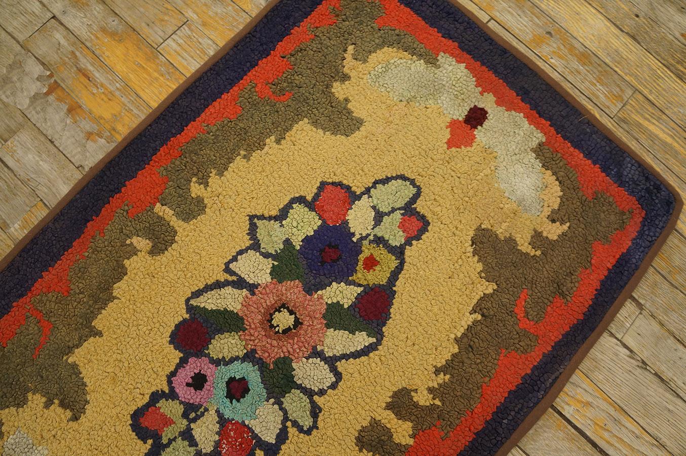 Antique American Hooked Rug 2' 3'' x4' 5'' For Sale 6