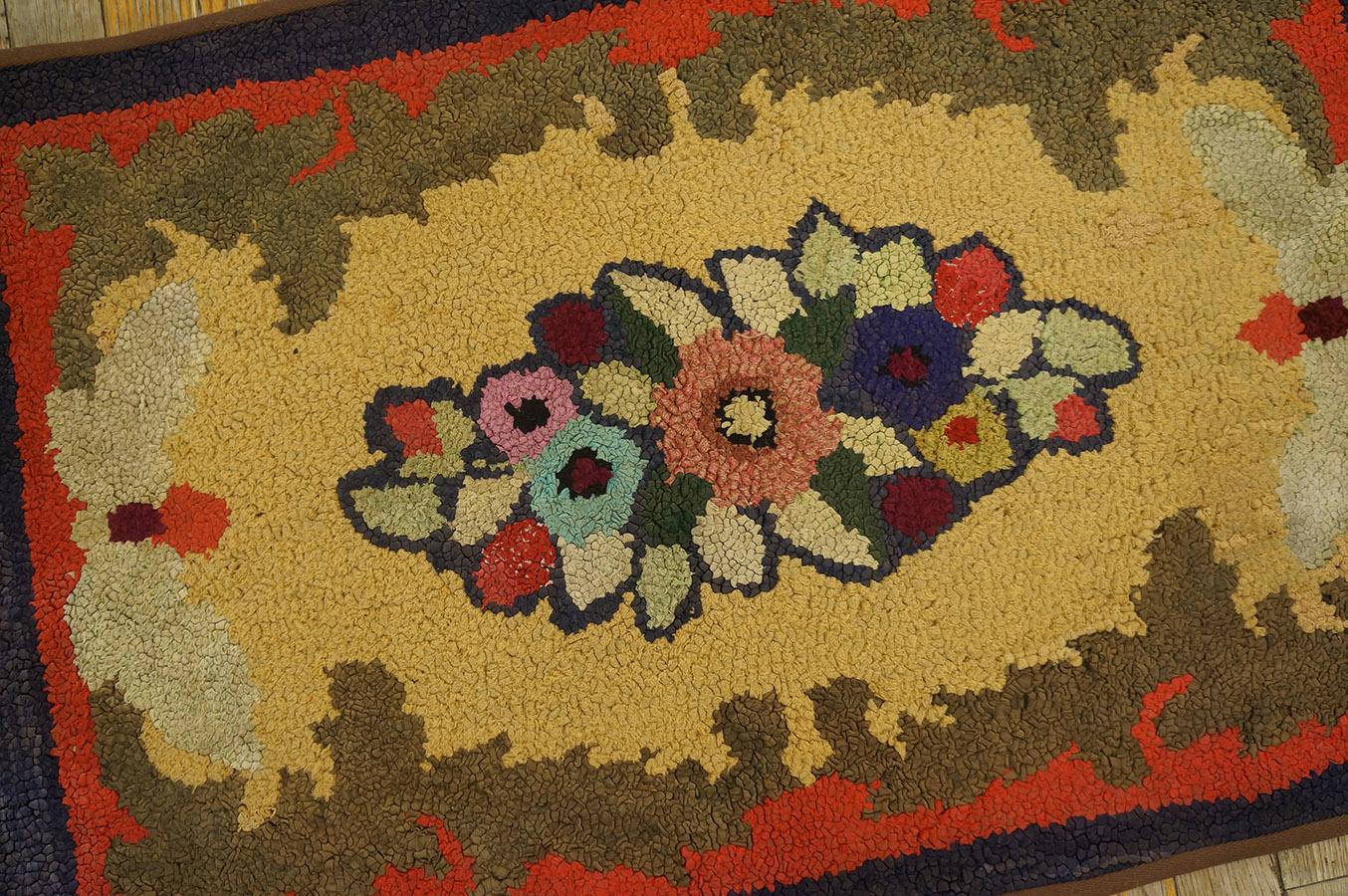 Hand-Woven Antique American Hooked Rug 2' 3'' x4' 5'' For Sale