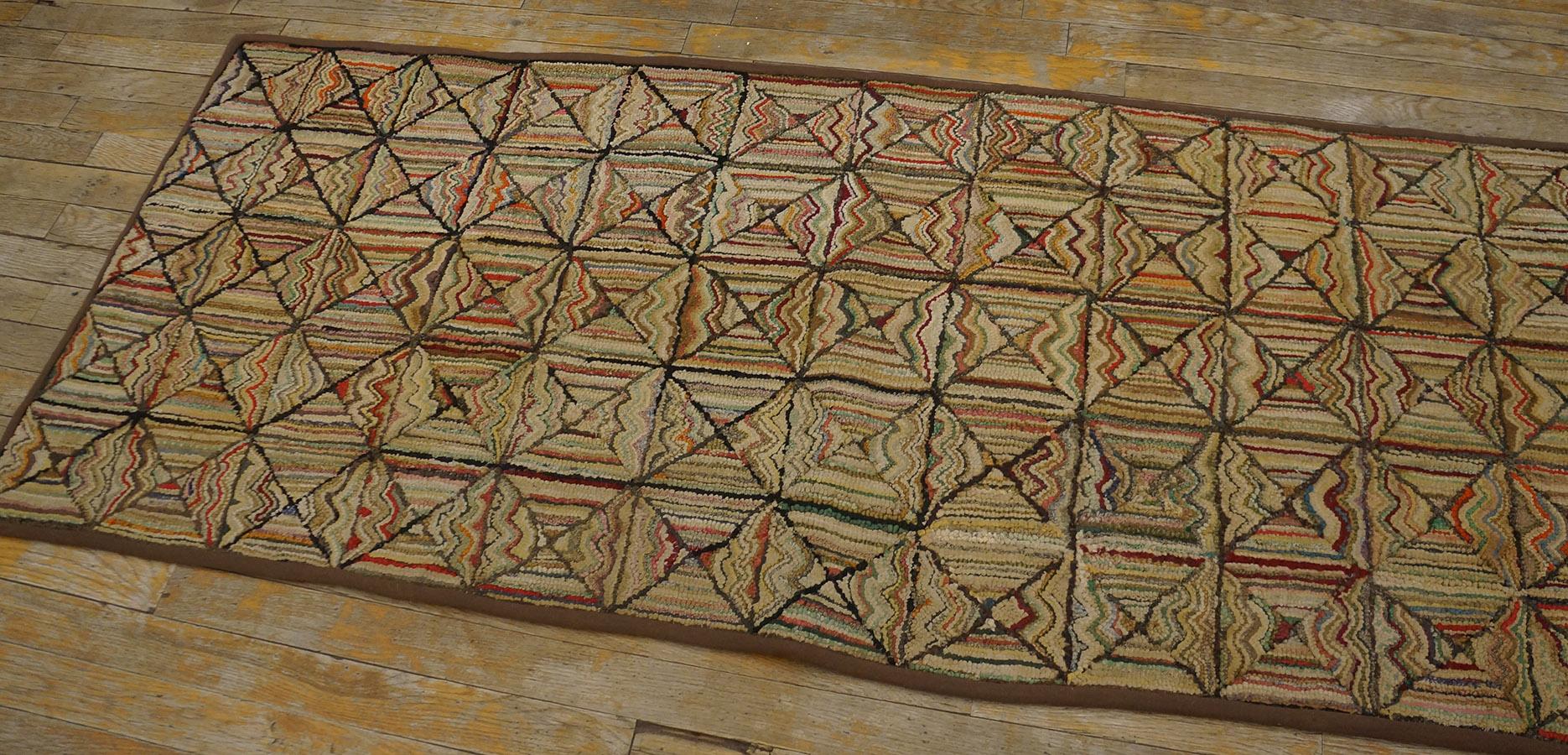 Tissé à la main Tapis à capuche américain ancien de 2' 4'' x 6' 6'' pouces