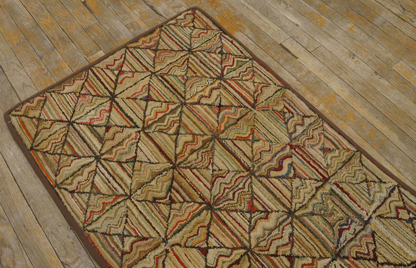 Tapis à capuche américain ancien de 2' 4'' x 6' 6'' pouces 1