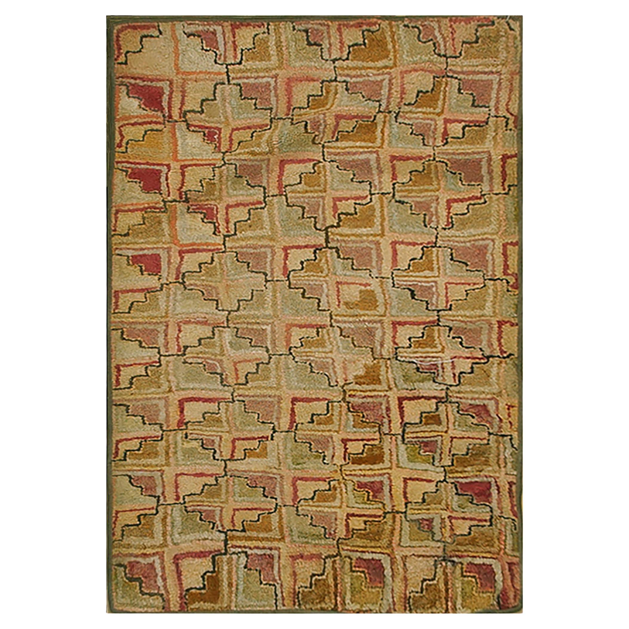 Early 20th Century American Hooked Rug  (2' 7'' x 5' - 78 x 152 cm ) For Sale
