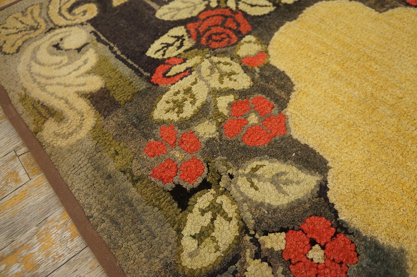 Antique American Hooked Rug 2' 8''x5' 0'' For Sale 2