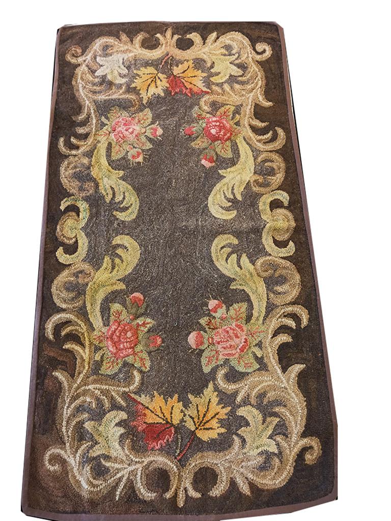Late 19th Century 1920s American Hooked Rug ( 2' 8' 'x 5' 2'' - 82 x 158 cm ) For Sale