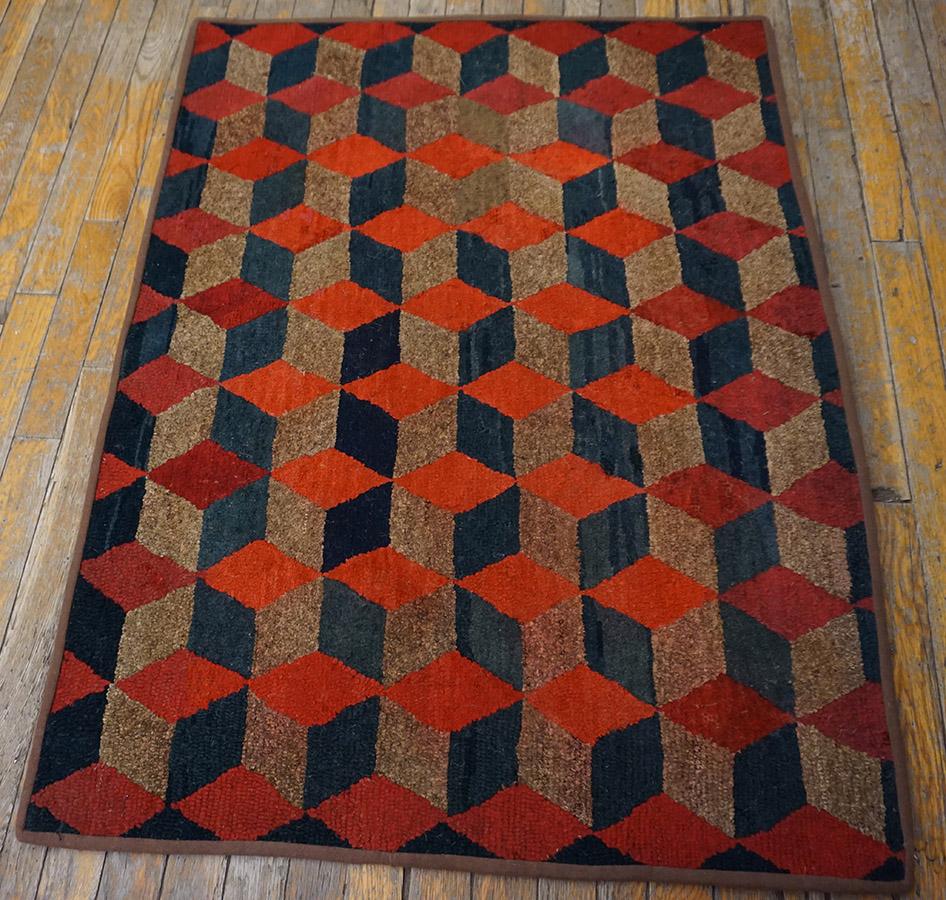 Early 20th Century American Hooked Rug with Tumbling Block Pattern In Good Condition For Sale In New York, NY