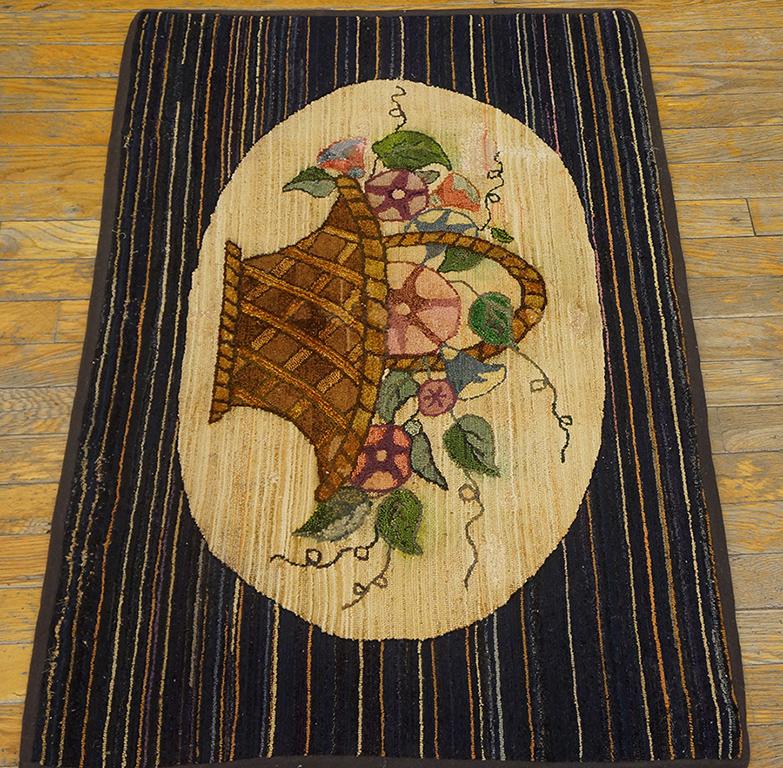 Antique American Hooked rug 2'2