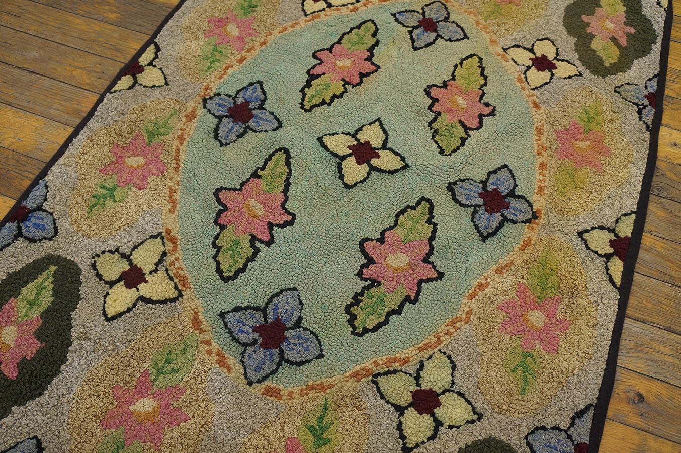 Amerikanischer Kapuzenteppich mit Kapuze aus dem frühen 20. Jahrhundert ( 2'3