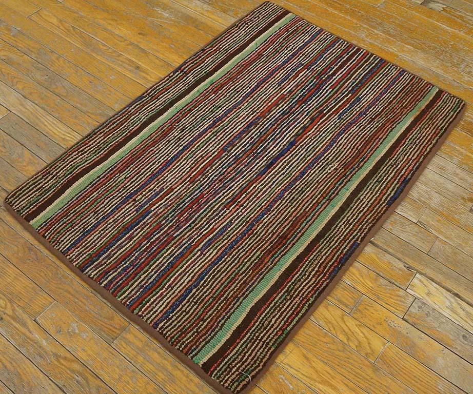 Tissé à la main Tapis à capuche américain ancien en vente