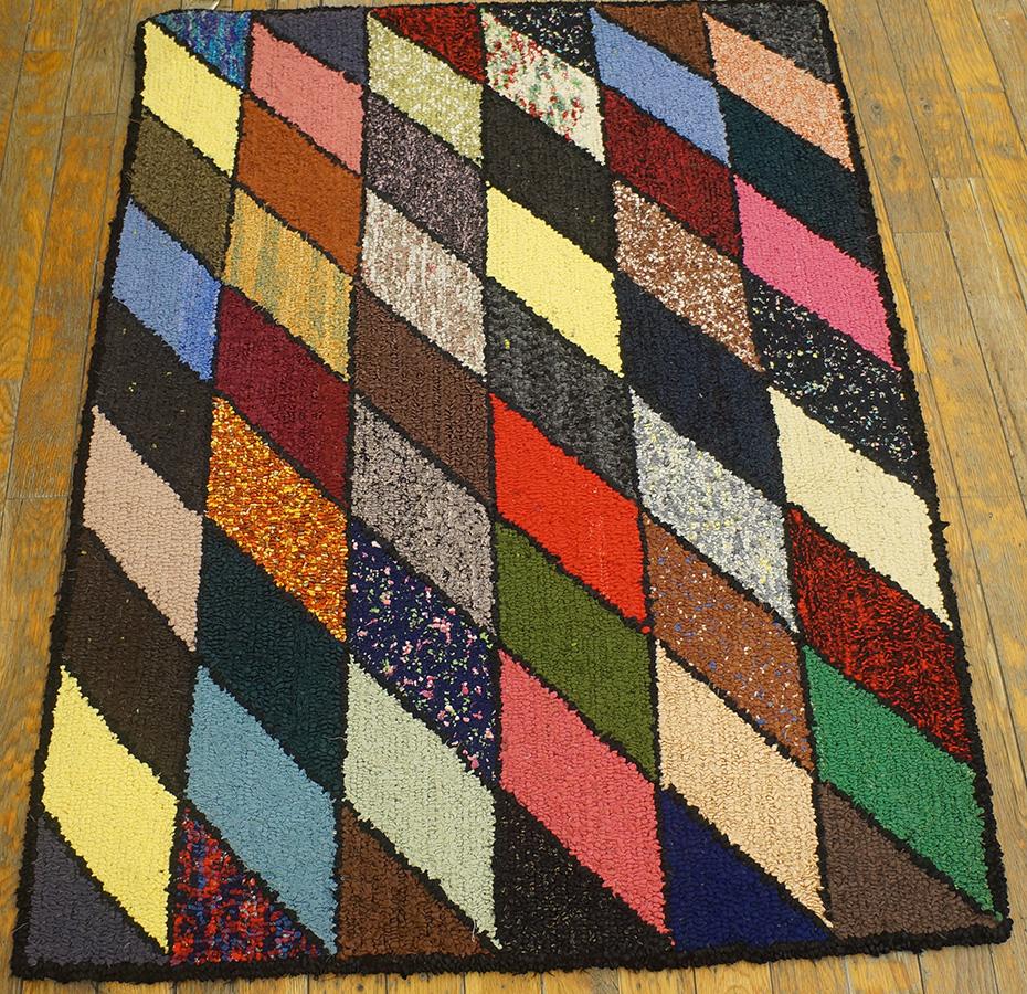 Antique American hooked rug, size: 2'6