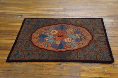 1920s American Hooked Rug ( 2'6" x 3'6" - 76 x 107 )