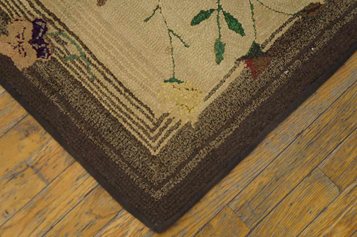 Antique American hooked rug, measures: 2'7
