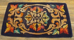 1920s Ivory Antique American Hooked Rug 2'7" x 4'6"