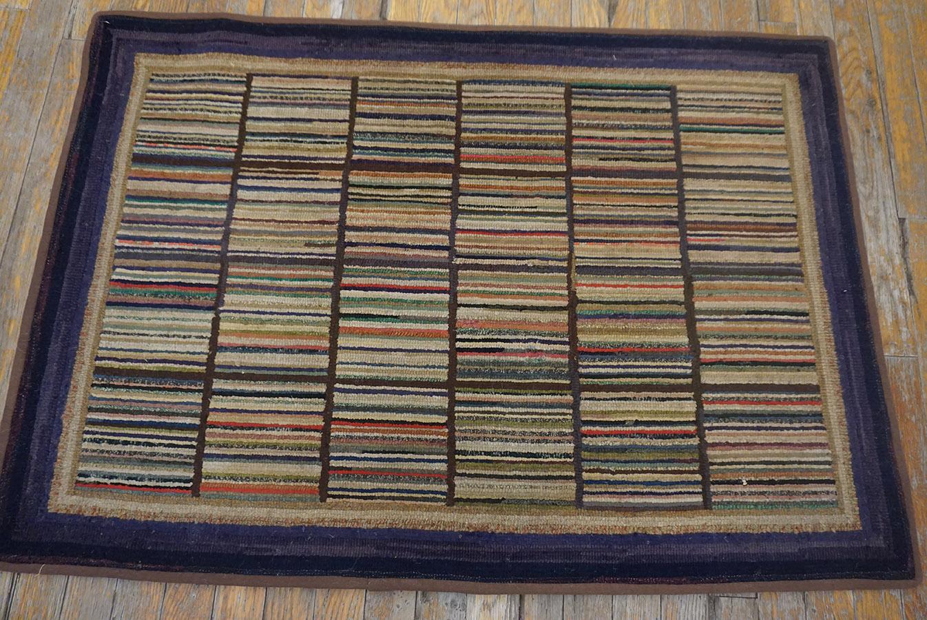 Wool Early 20th Century American Hooked Rug ( 2'7