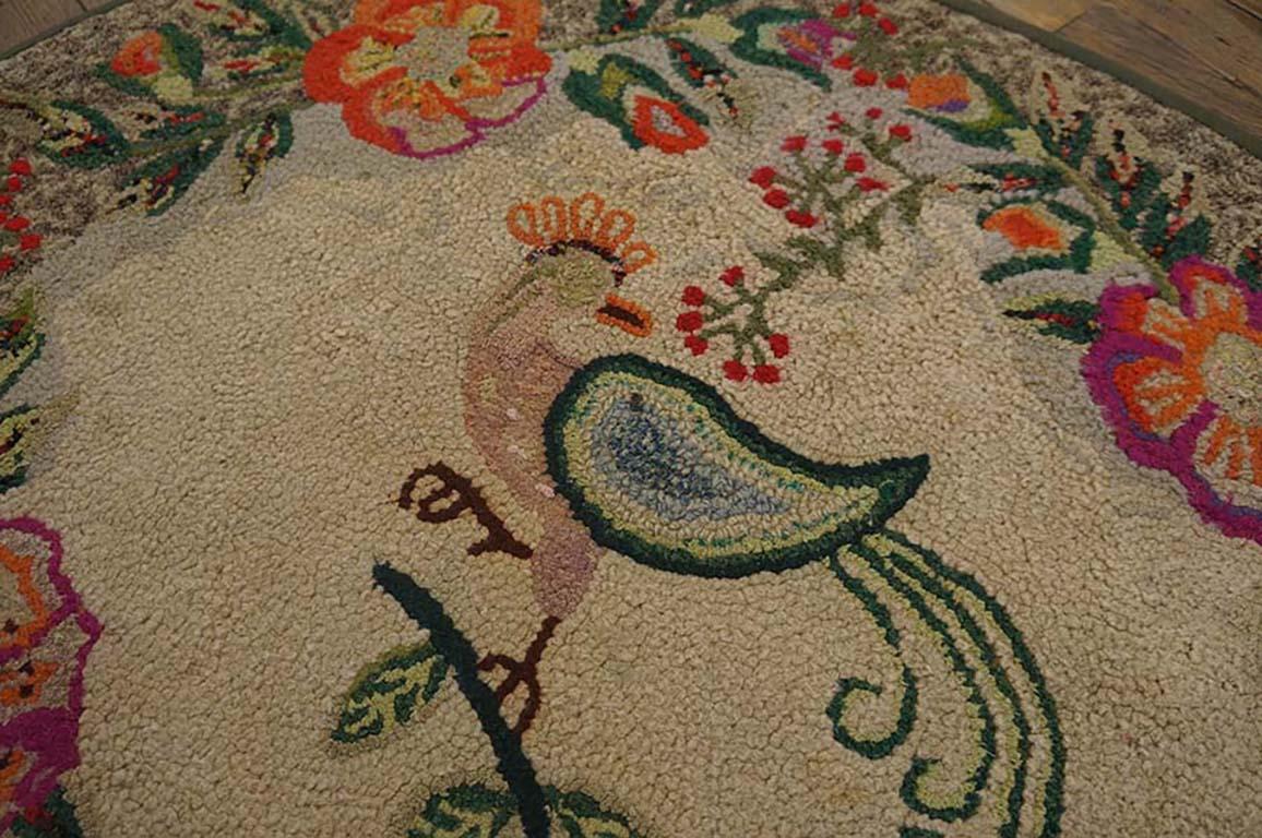 Américain Tapis à capuche américain ancien de 2' 8