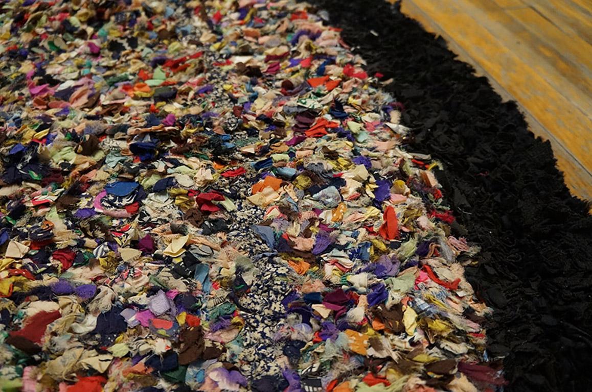 Tissé à la main Tapis à capuche américain ancien en vente