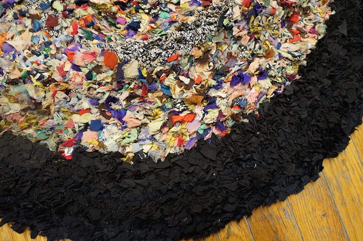 Tapis à capuche américain ancien Bon état - En vente à New York, NY