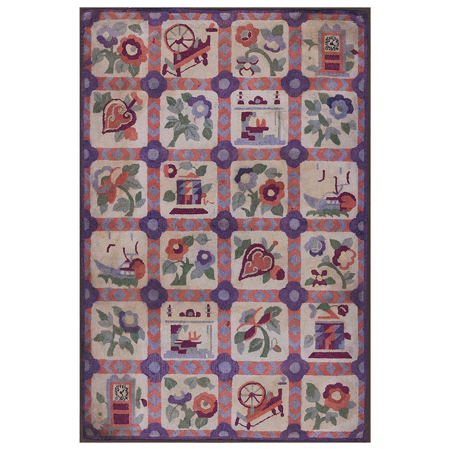 Amerikanischer Kapuzenteppich des frühen 20. Jahrhunderts ( 3'9'' x 5'7'' - 114 x 170) im Angebot