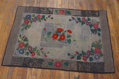 1930s Gray Floral Folk Art Antique American Hooked Handknotted Wool 3' x 4'9"