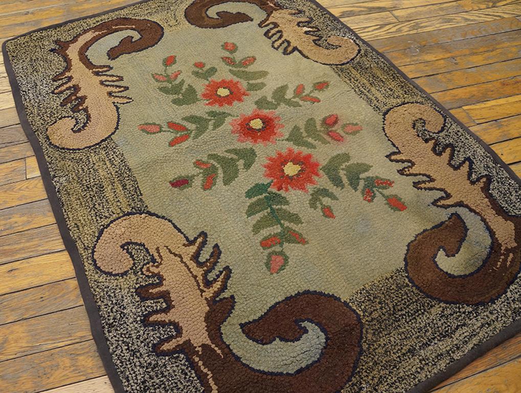 Tissé à la main Tapis crocheté américain ancien en vente