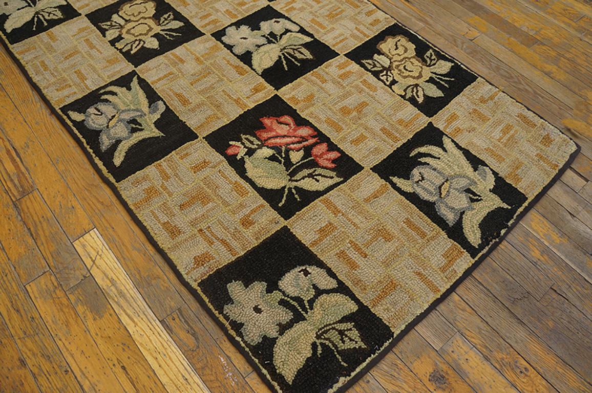 1930s American Hooked Rug ( 3' x 5' - 91 x 152 ) In Good Condition For Sale In New York, NY