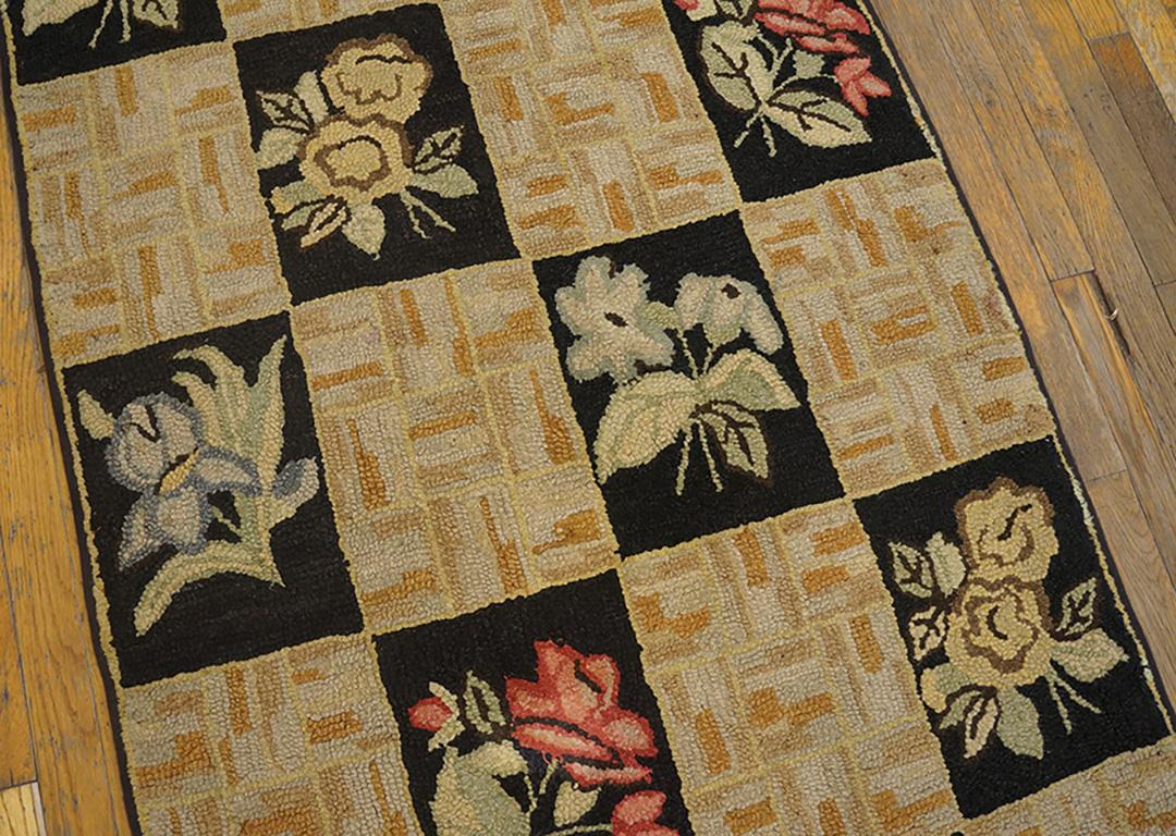 Early 20th Century 1930s American Hooked Rug ( 3' x 5' - 91 x 152 ) For Sale