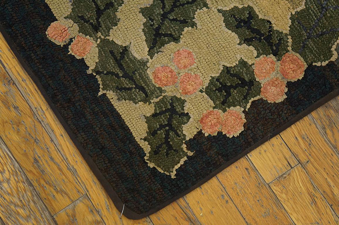 Hand-Woven Early 20th Century American Hooked Rug ( 3' 1
