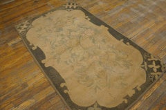 1940s Vintage American Floral Folk Art Hooked Ivory Cream Color Scatter Rug