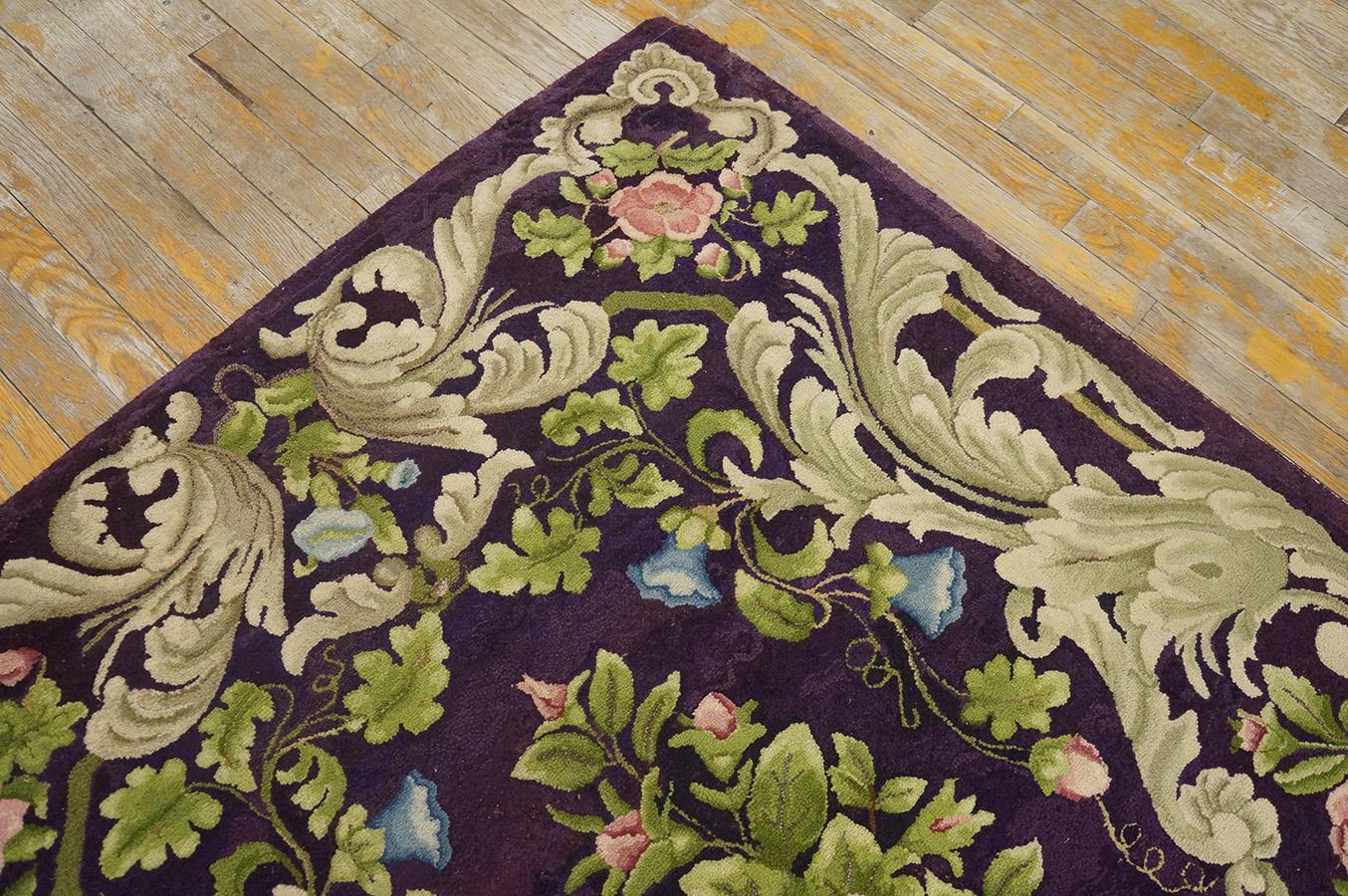 Wool Early 20th Century American Hooked Rug ( 4' x 6'2'' - 122 x 188 cm )  For Sale