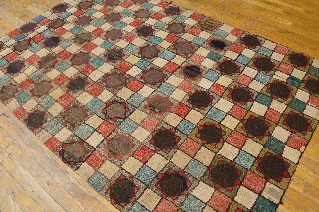 1920s American Hooked Rug ( 4'4'' x 6'6'' - 132 x 198 ) For Sale 5