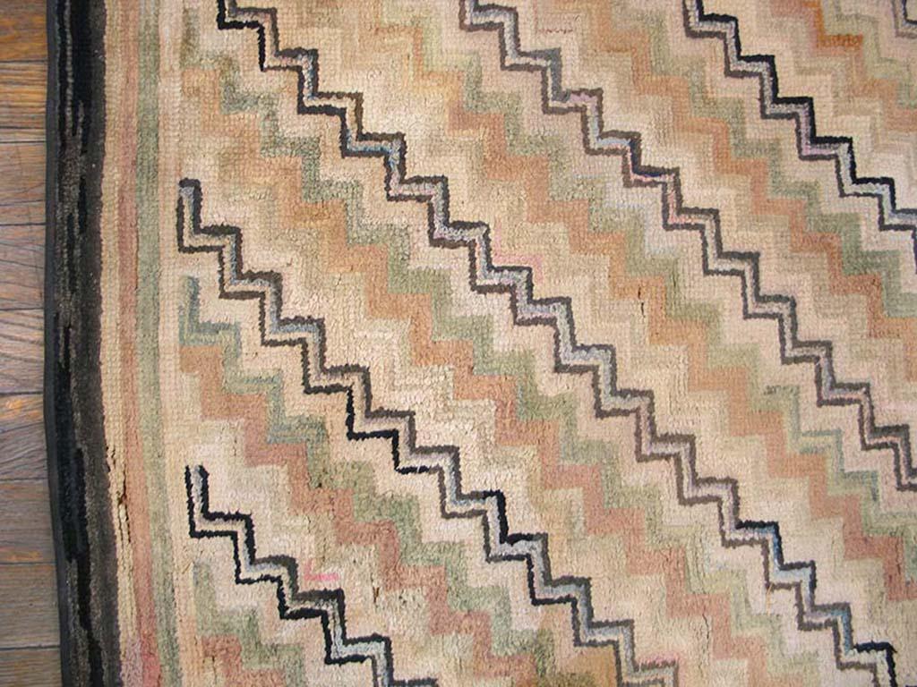Hand-Woven Early 20th Century American Hooked Rug ( 4'5