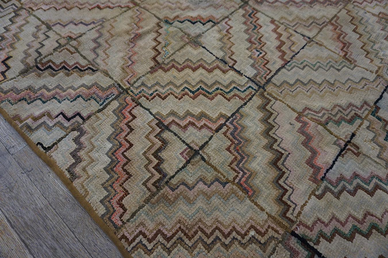 Antique American Hooked Rug 4' 6''x5' 8''  For Sale 2